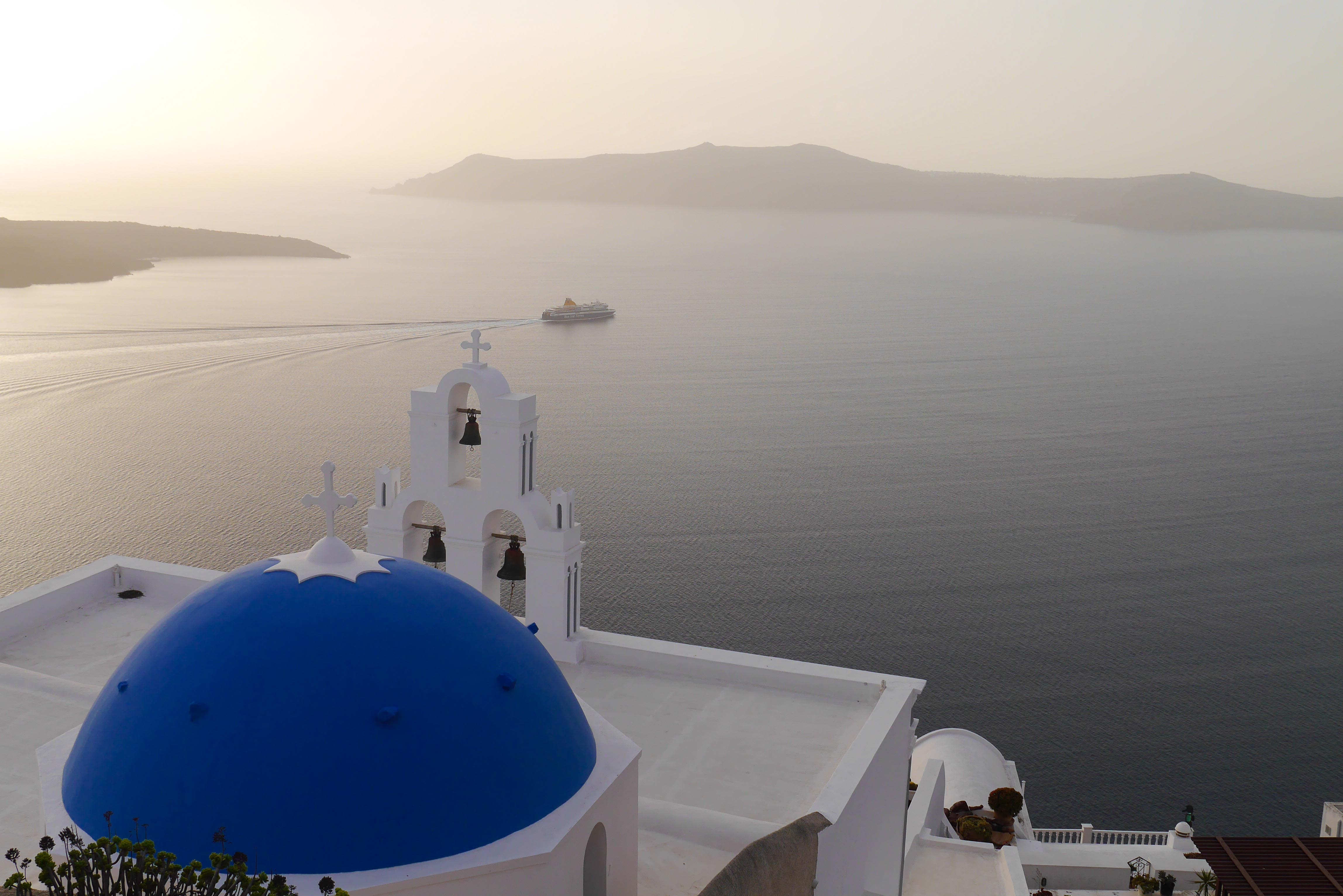 Santorini on a Budget: Your Complete Guide to Affordable Travel