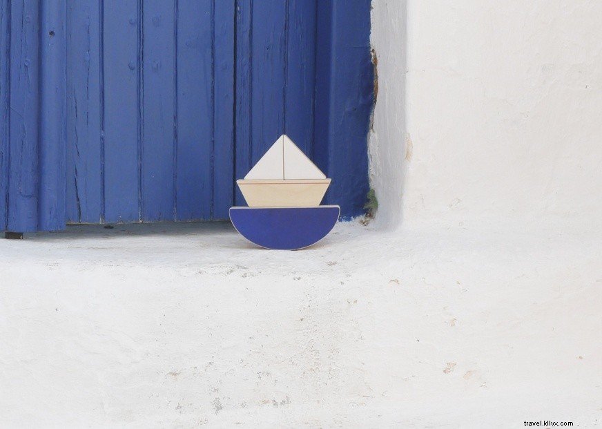 Wooden Toys: Crafting Stories & Dreams by the Sea