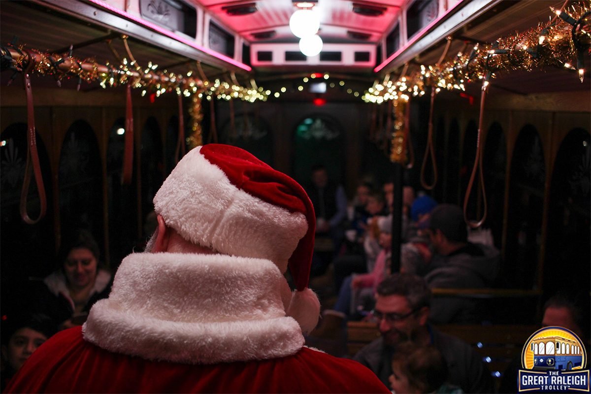 43 Unforgettable Christmas Light Shows You Must See This Holiday Season