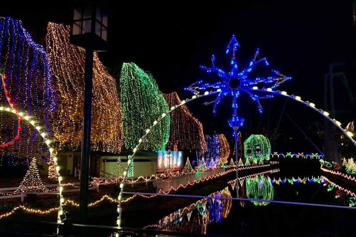 43 Unforgettable Christmas Light Shows You Must See This Holiday Season