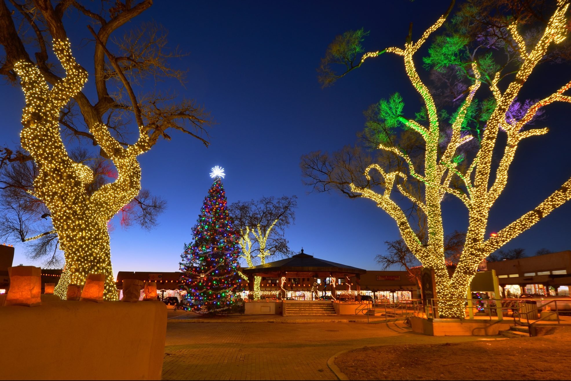 Top American Christmas Towns You Must Visit This Holiday Season