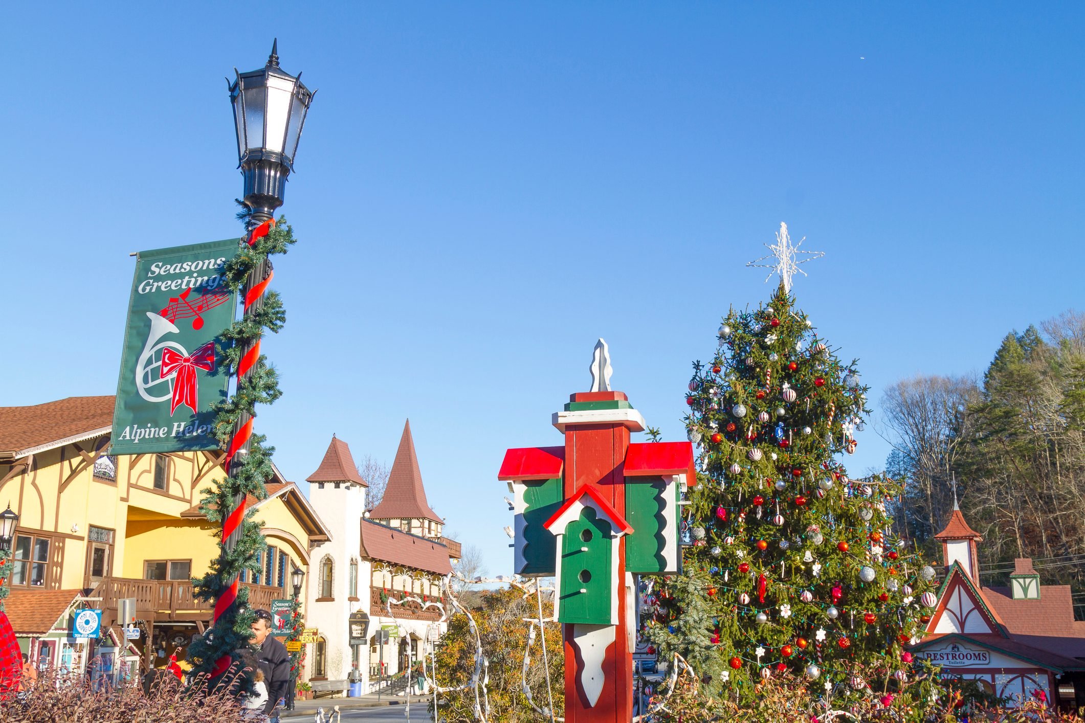 Top American Christmas Towns You Must Visit This Holiday Season