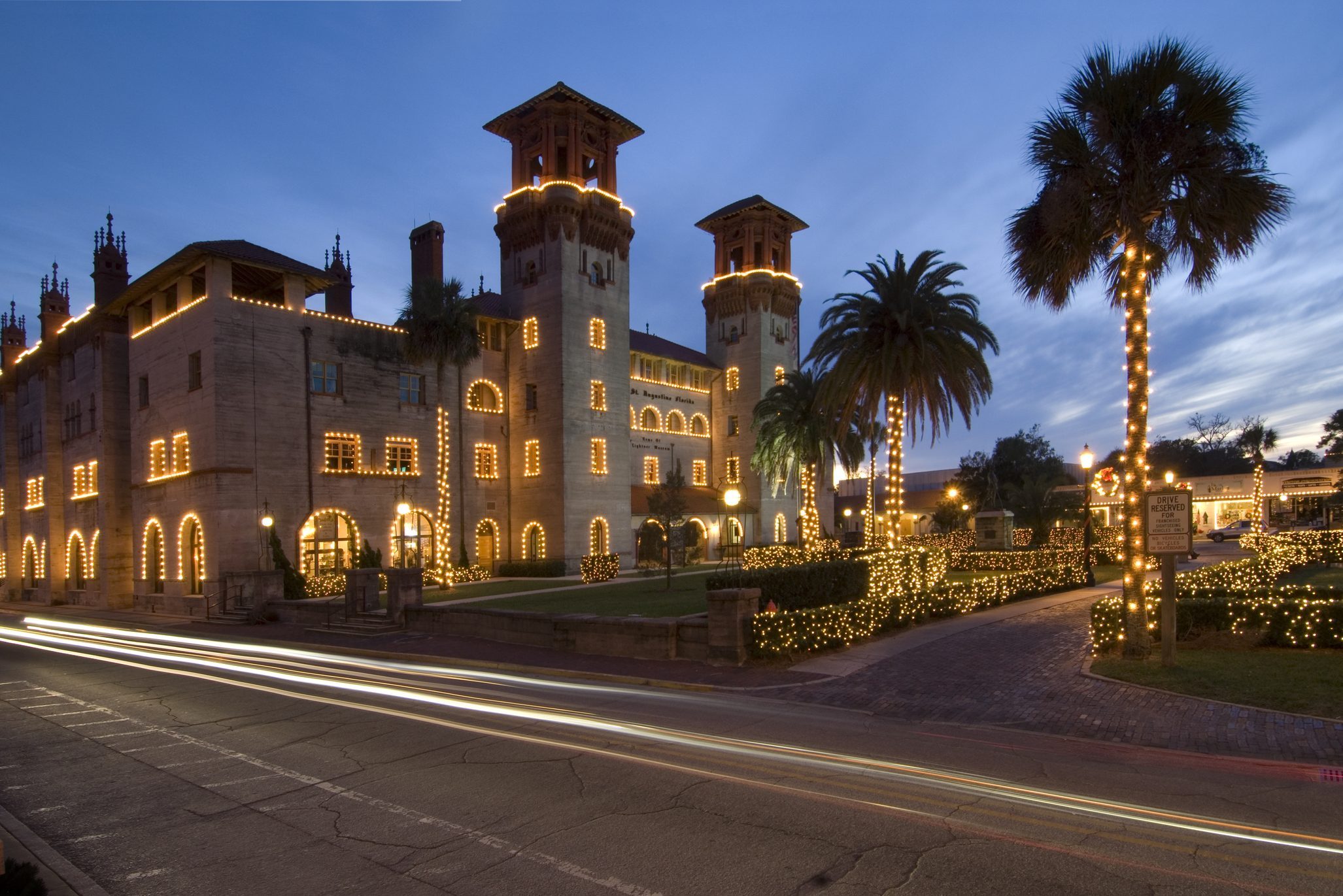 Top American Christmas Towns You Must Visit This Holiday Season