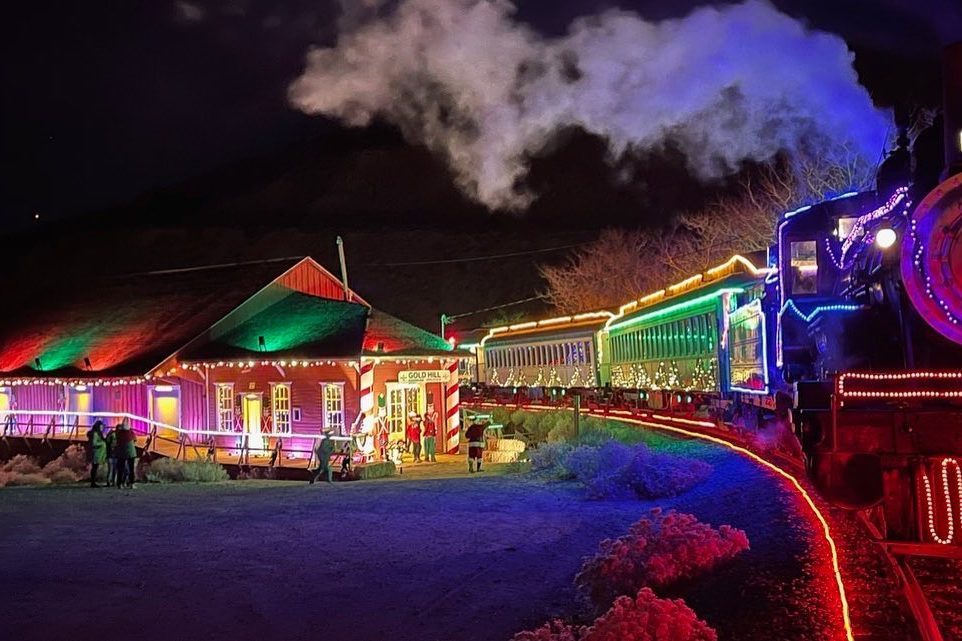 Top American Christmas Towns You Must Visit This Holiday Season