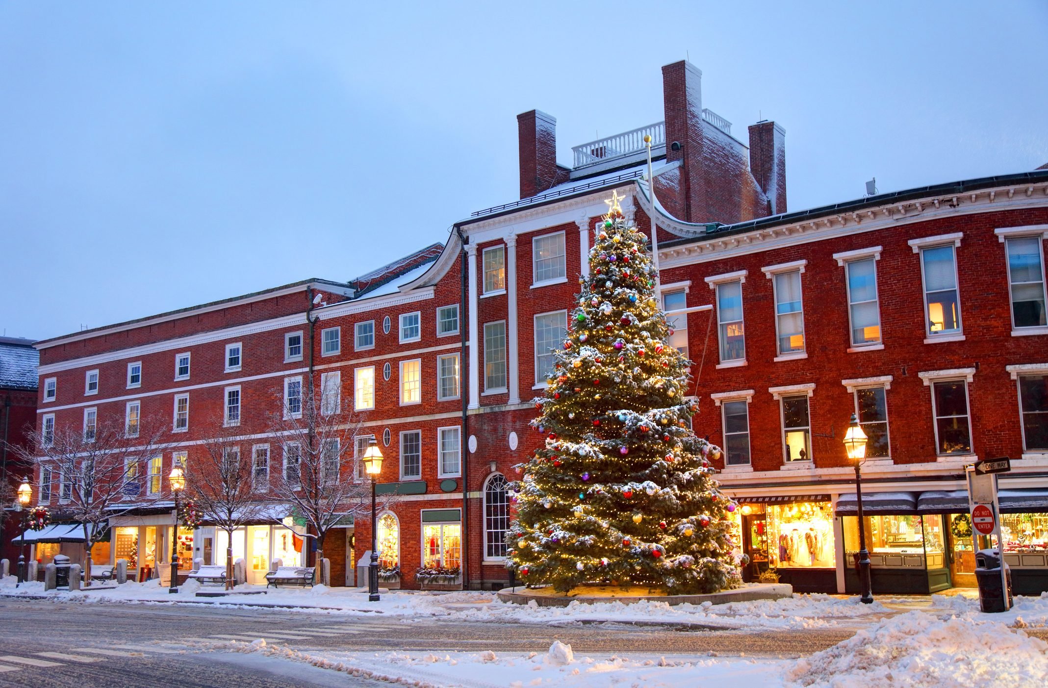 Top American Christmas Towns You Must Visit This Holiday Season