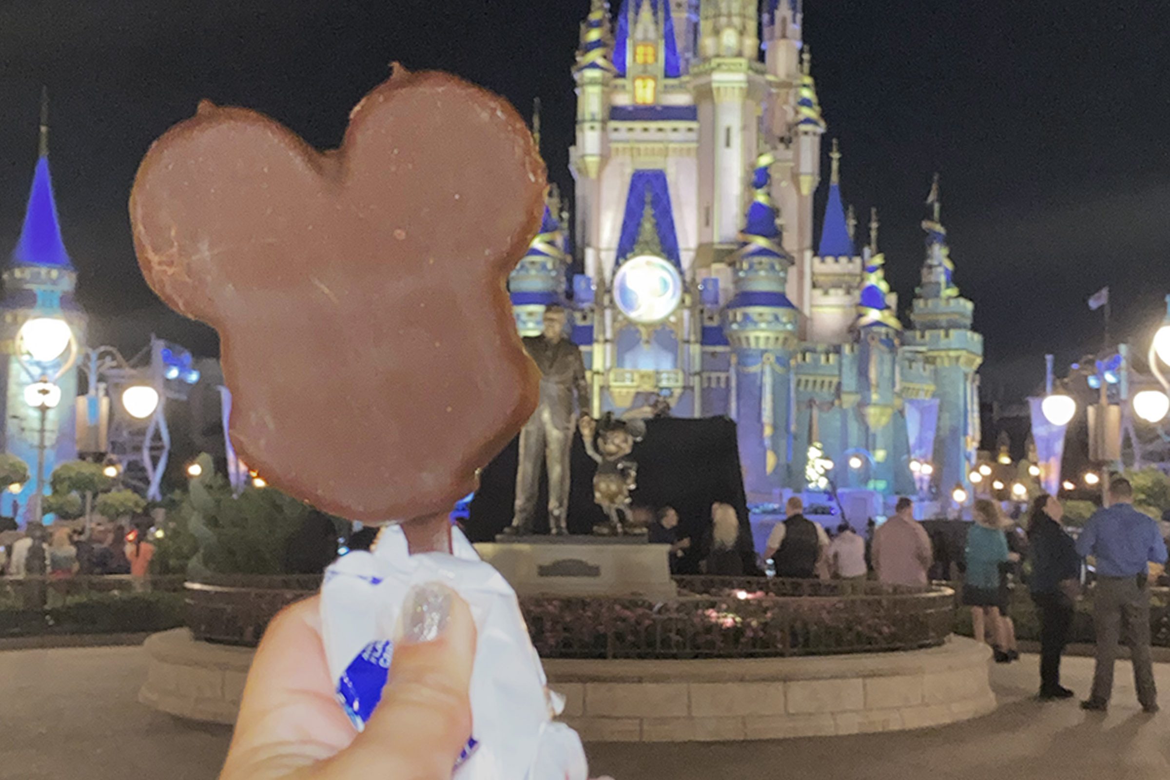 22 Essential Disney World Foods You Must Try