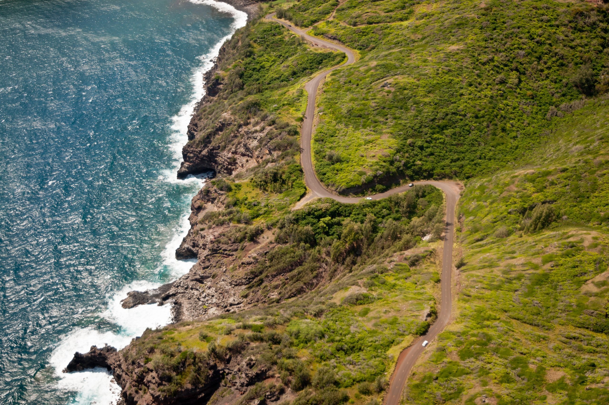 18 Most Treacherous Roads Around the Globe: A Guide for Safe Travel