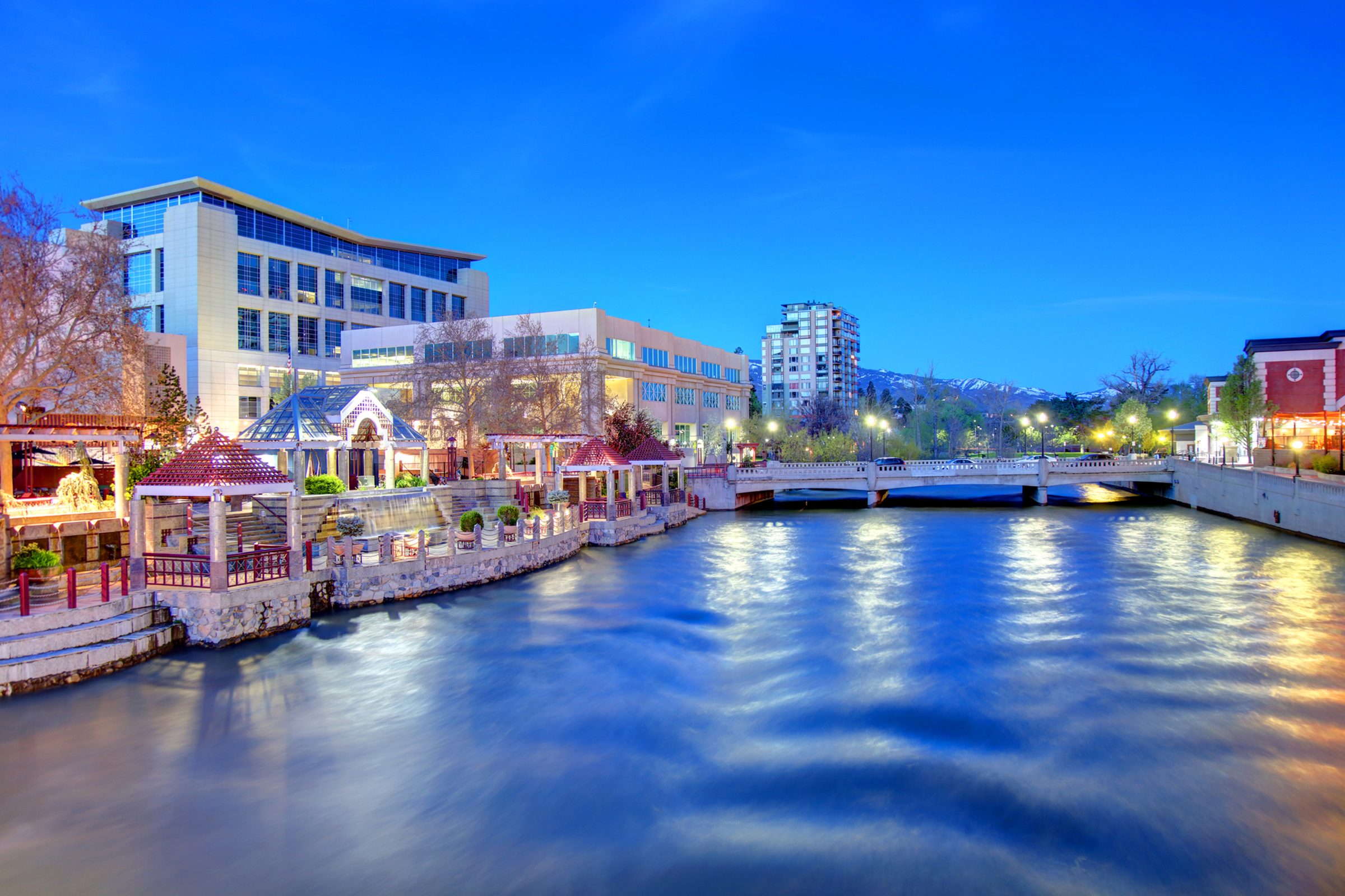 Top 20 Romantic Weekend Escapes for Couples in the U.S.