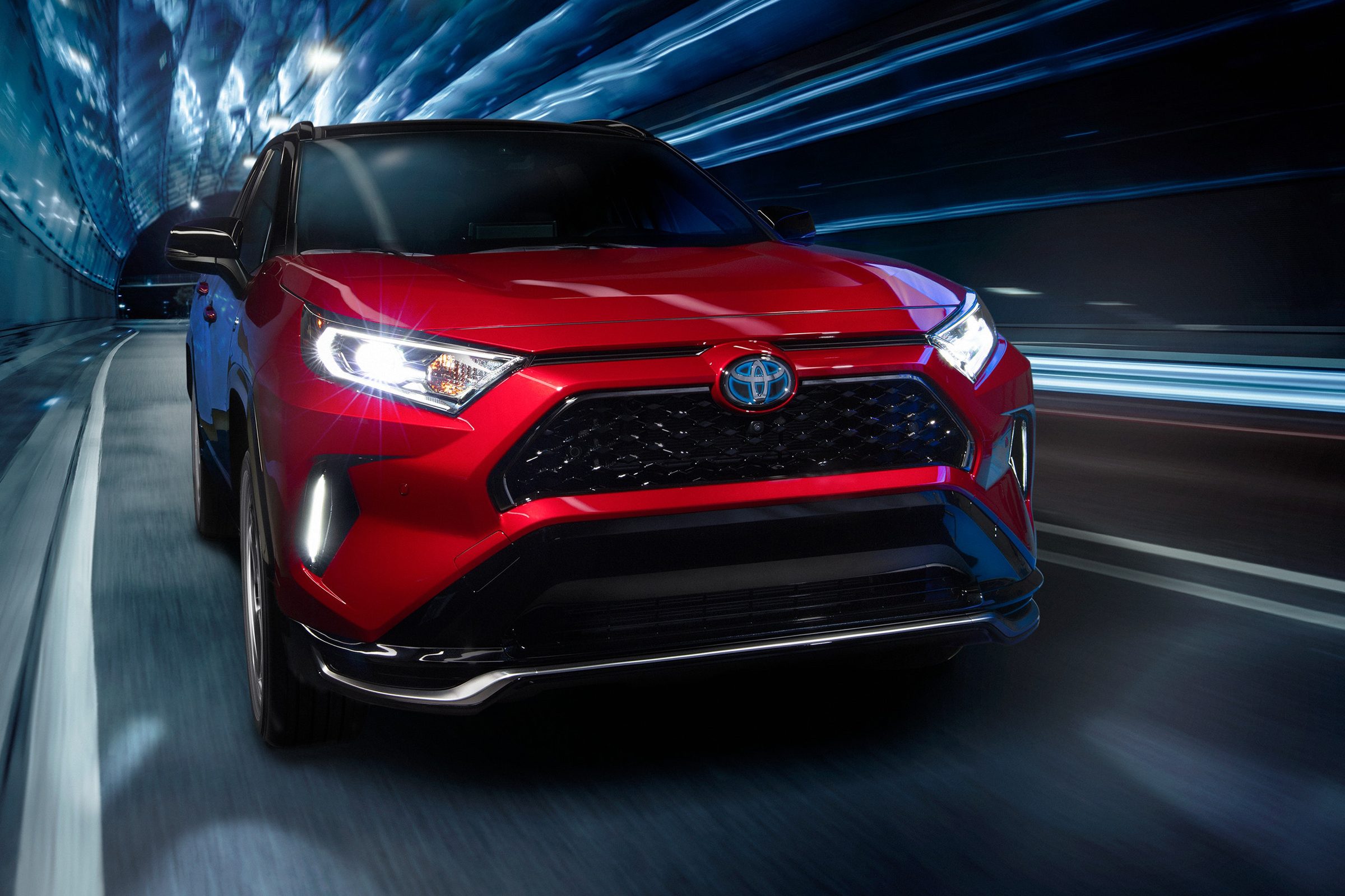 Top 16 Road‑Trip Cars of 2021: Comfort, Style, and Reliability