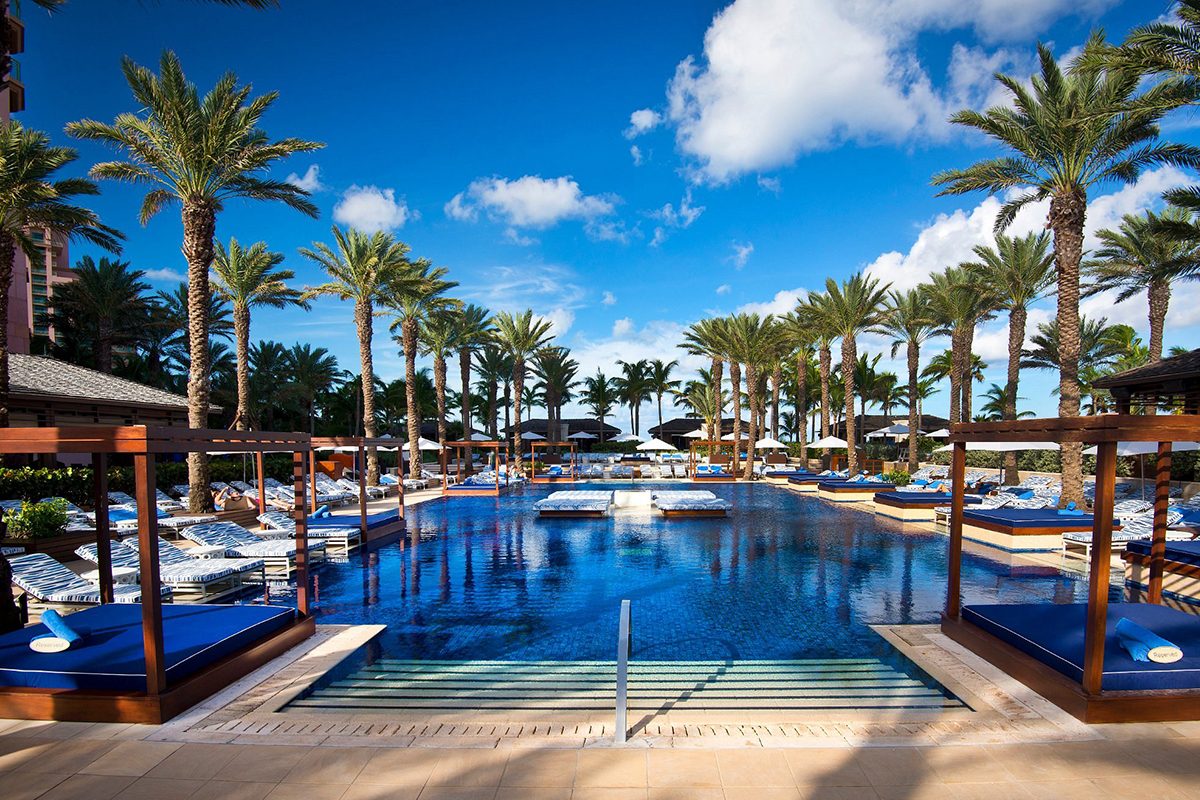 25 Must-Visit Romantic Resorts Worldwide