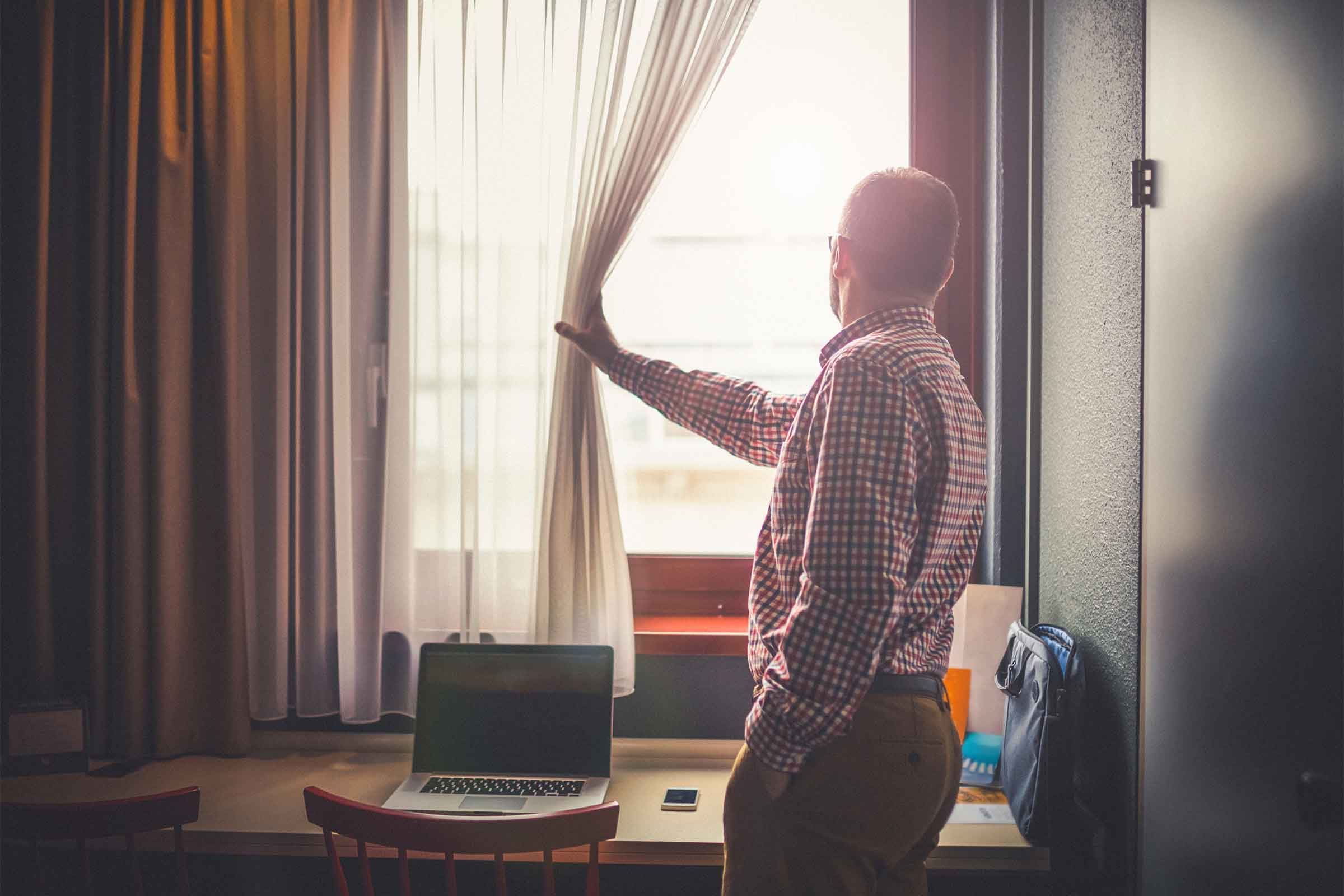 Transform Your Home with 16 Hotel-Inspired Decorating Tips