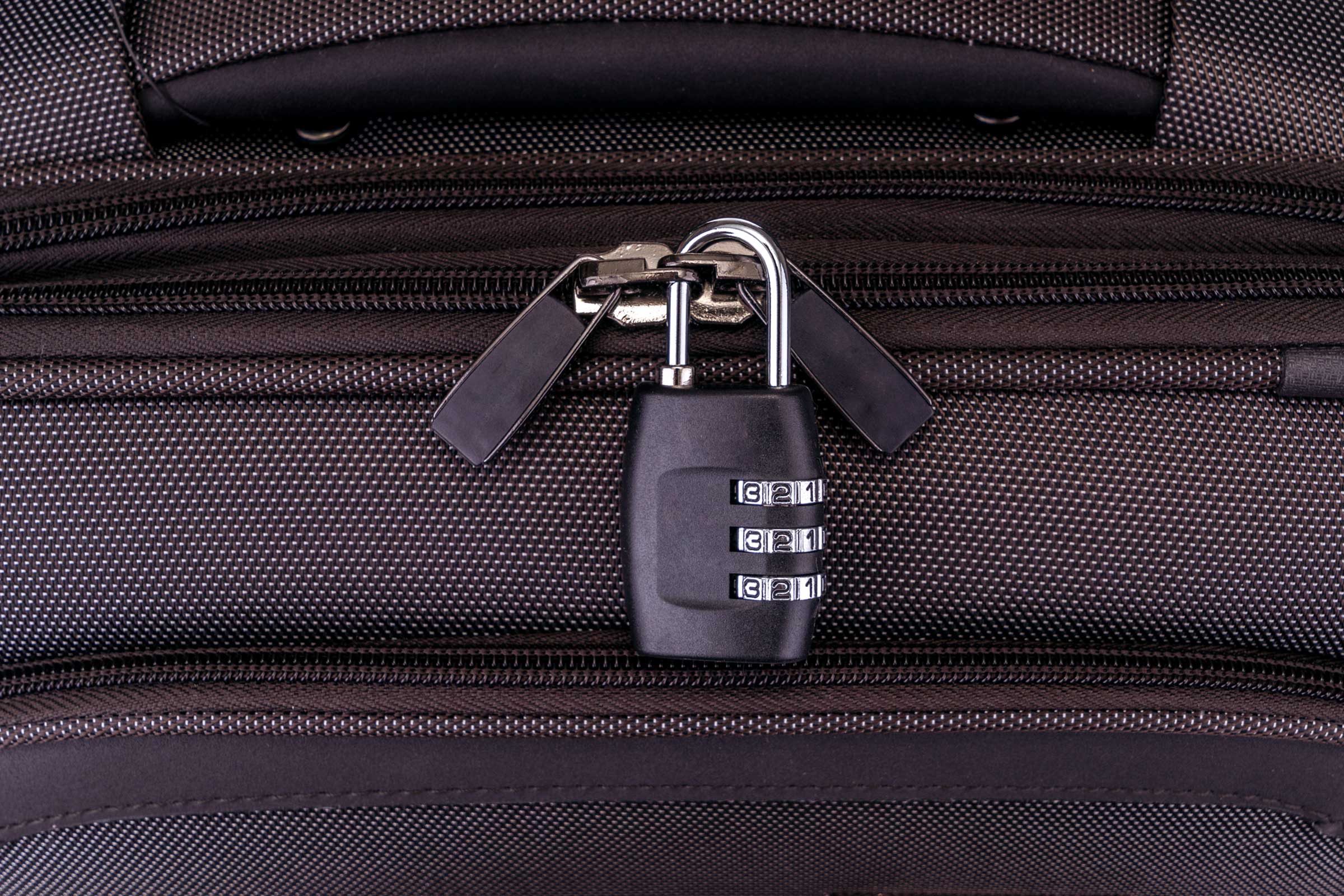7 Signs Your Luggage Is Built to Last