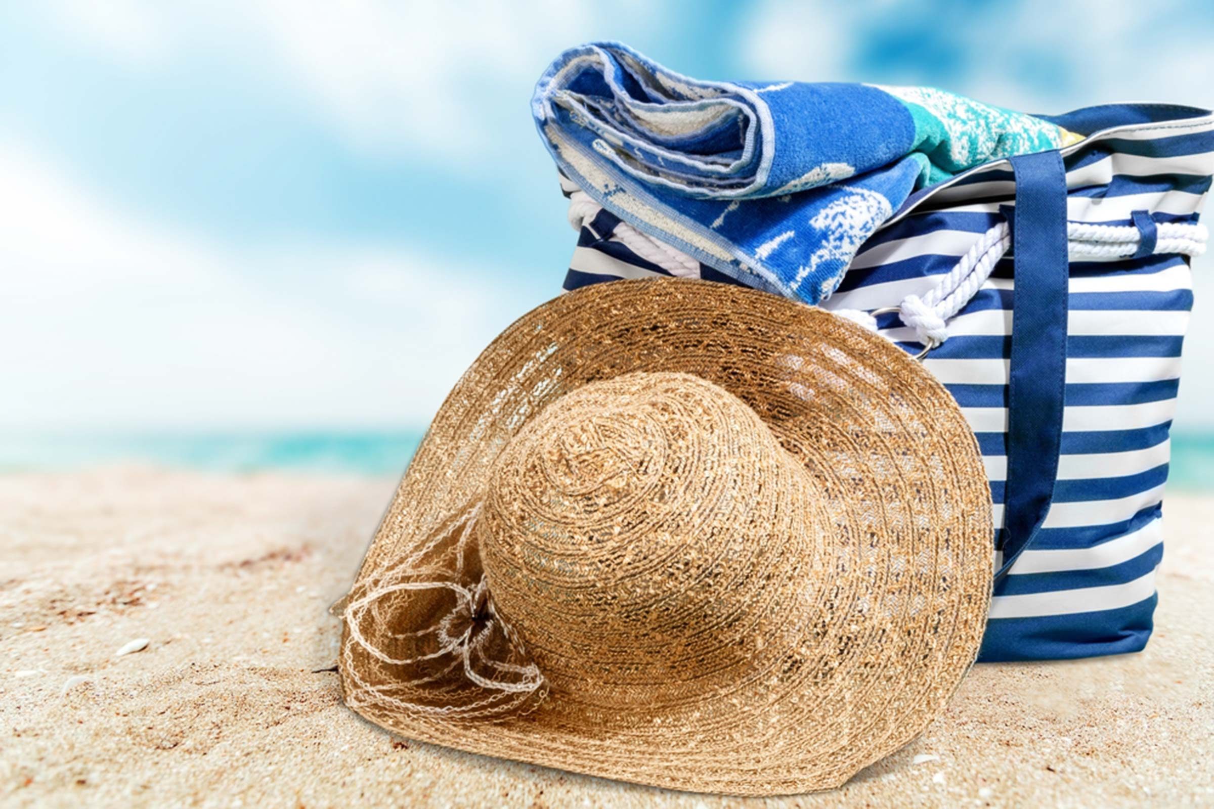 7 Simple, Effective Ways to Keep Your Smartphone Safe on the Beach