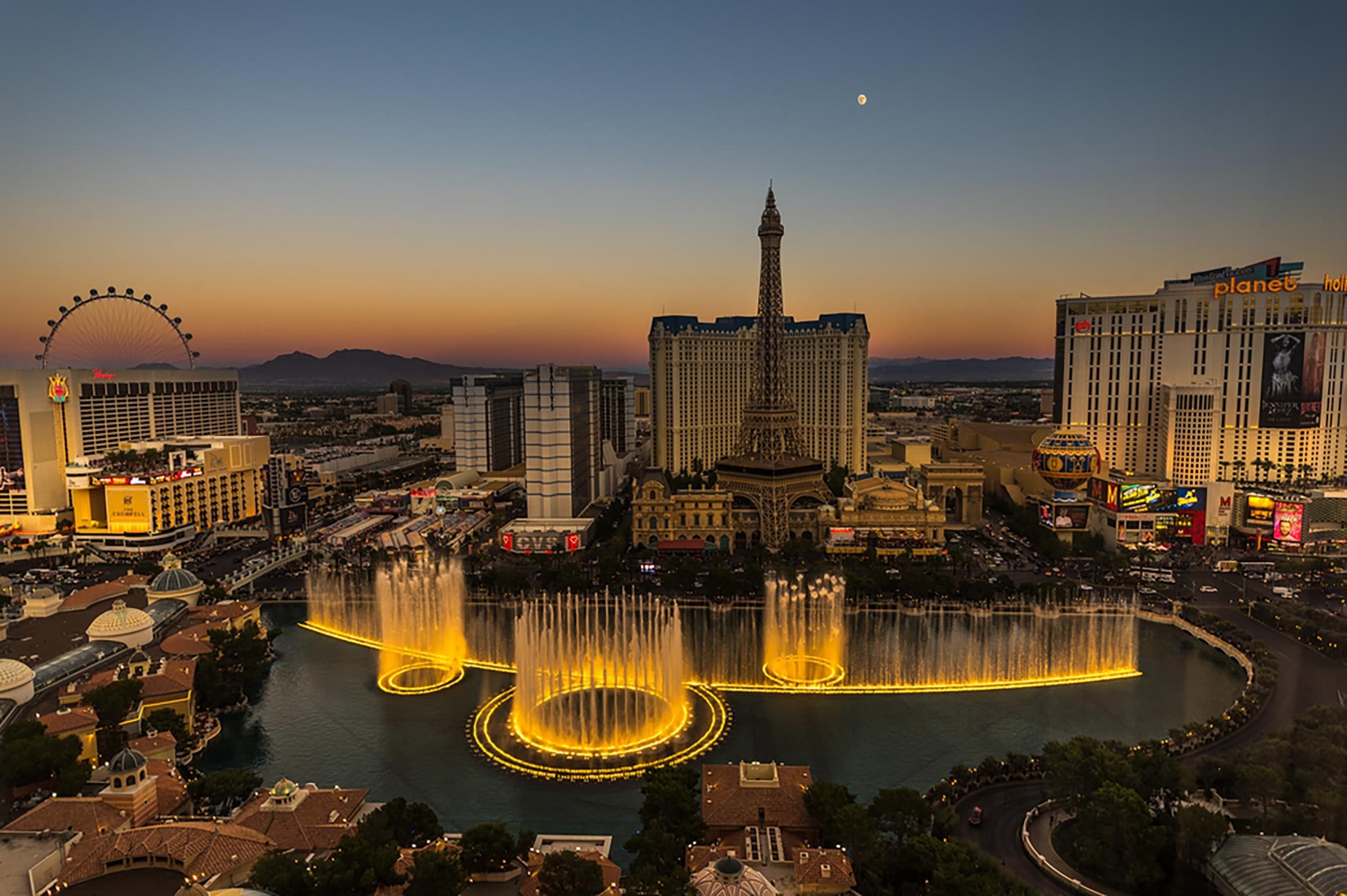 13 Spectacular Fountains Around the World You Must See