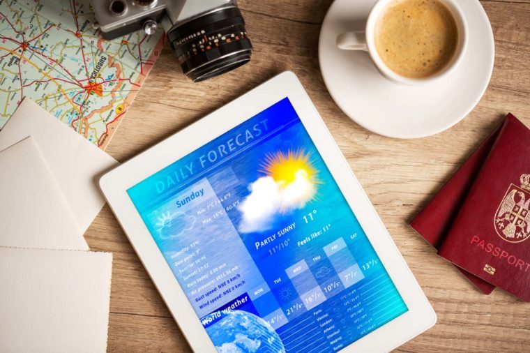 Avoid Thunderstorm Hazards: 9 Proven Strategies to Stay Safe and Dry