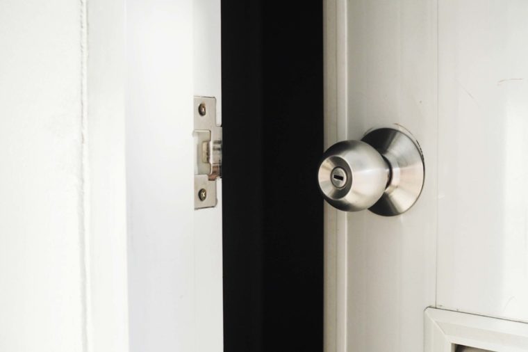 Avoid Thunderstorm Hazards: 9 Proven Strategies to Stay Safe and Dry