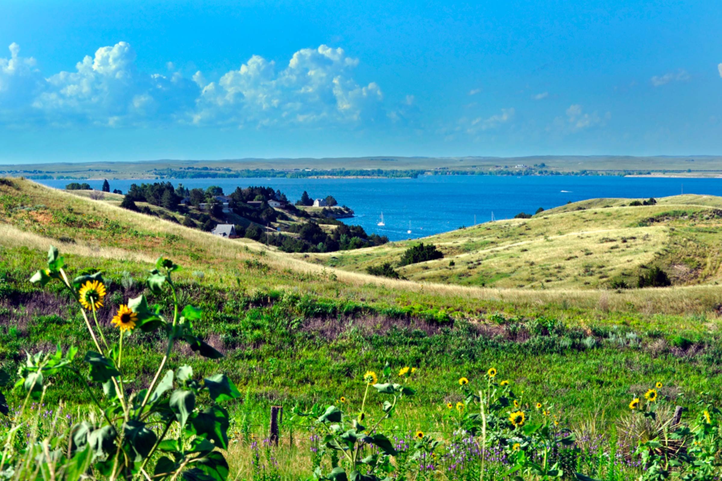 Top 10 Prime Locations to View the August 21 Total Solar Eclipse