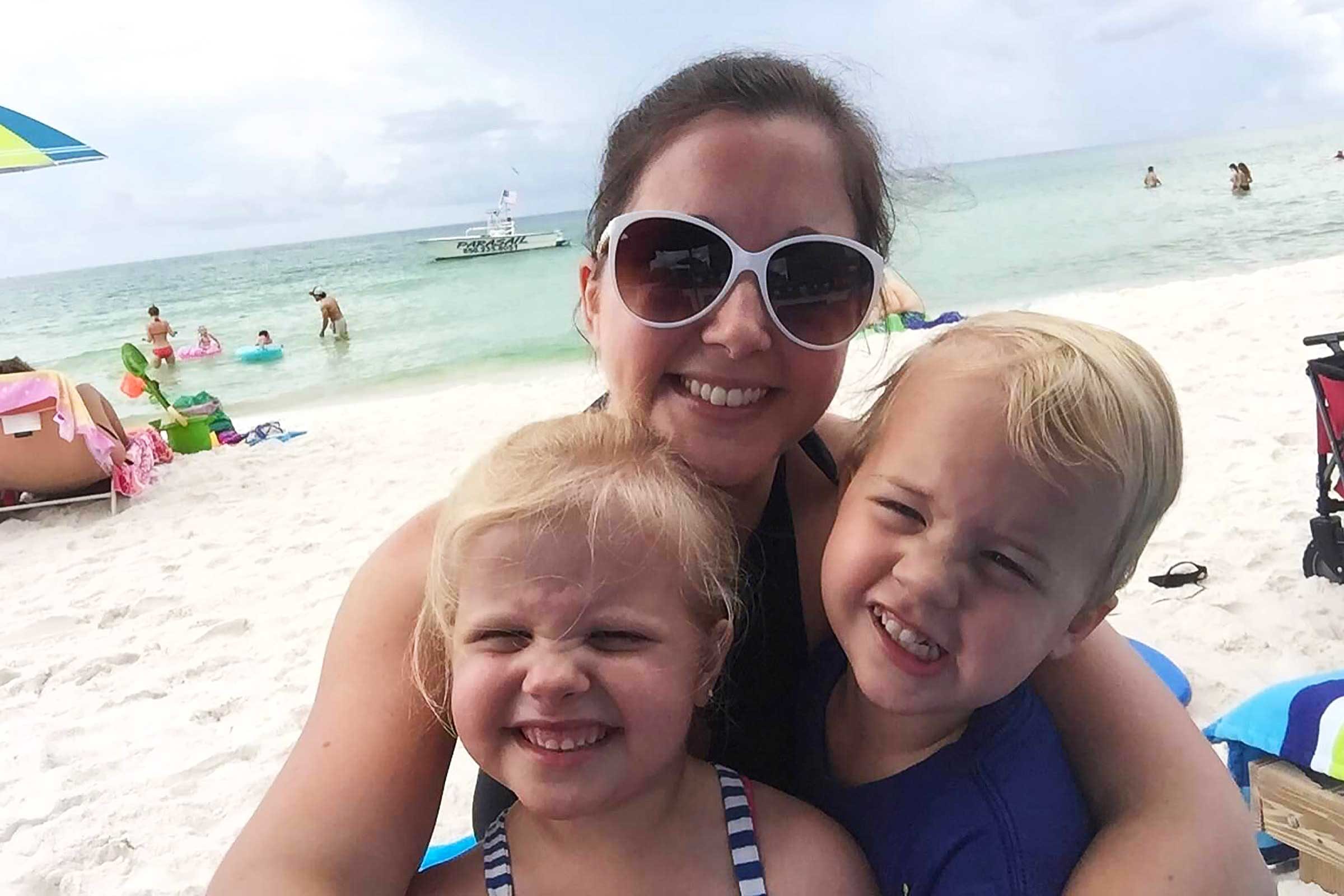 10 Must-Have Beach Essentials Every Parent Needs for a Safe, Fun Day