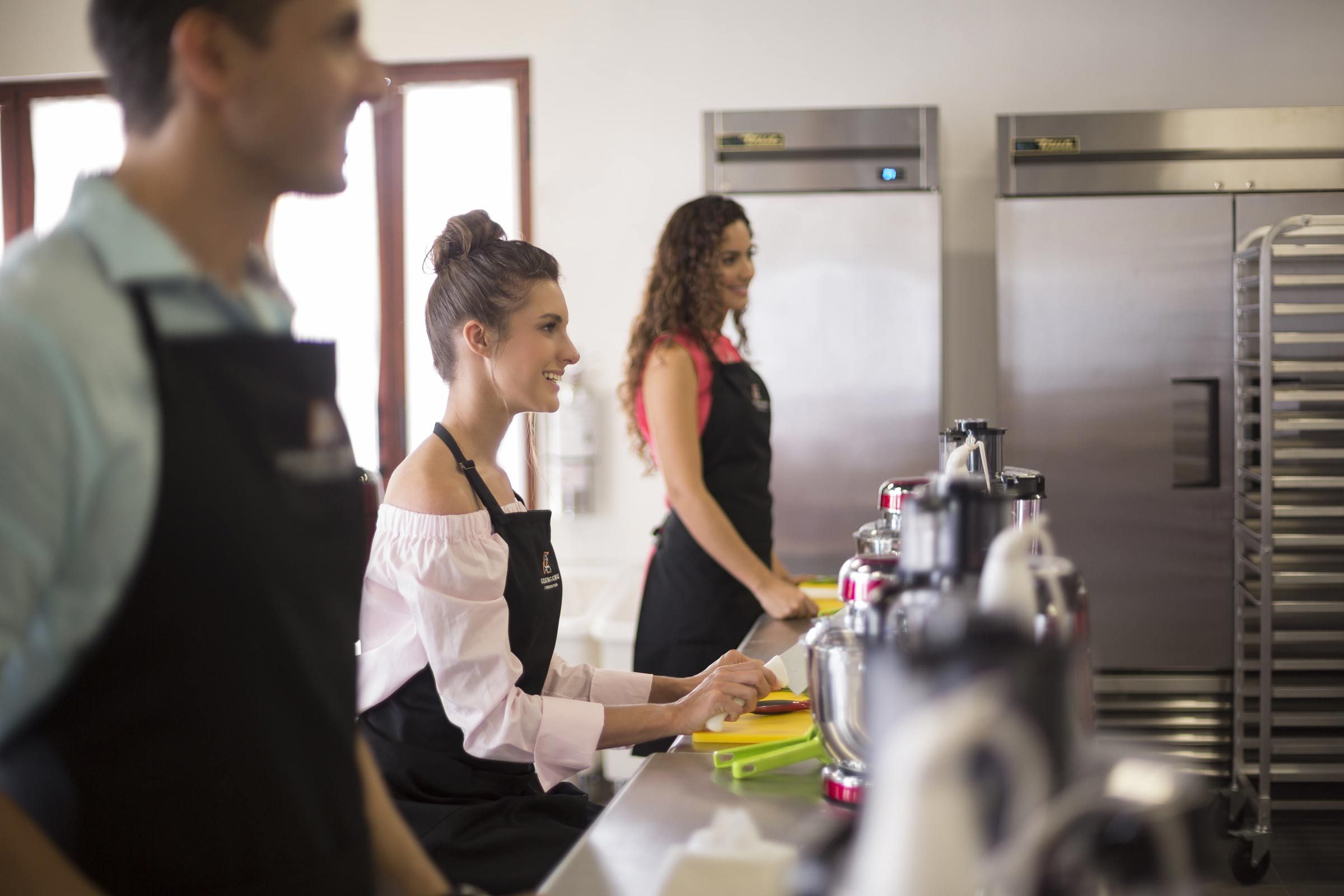 8 Must‑Try Cooking School Getaways for Food Lovers