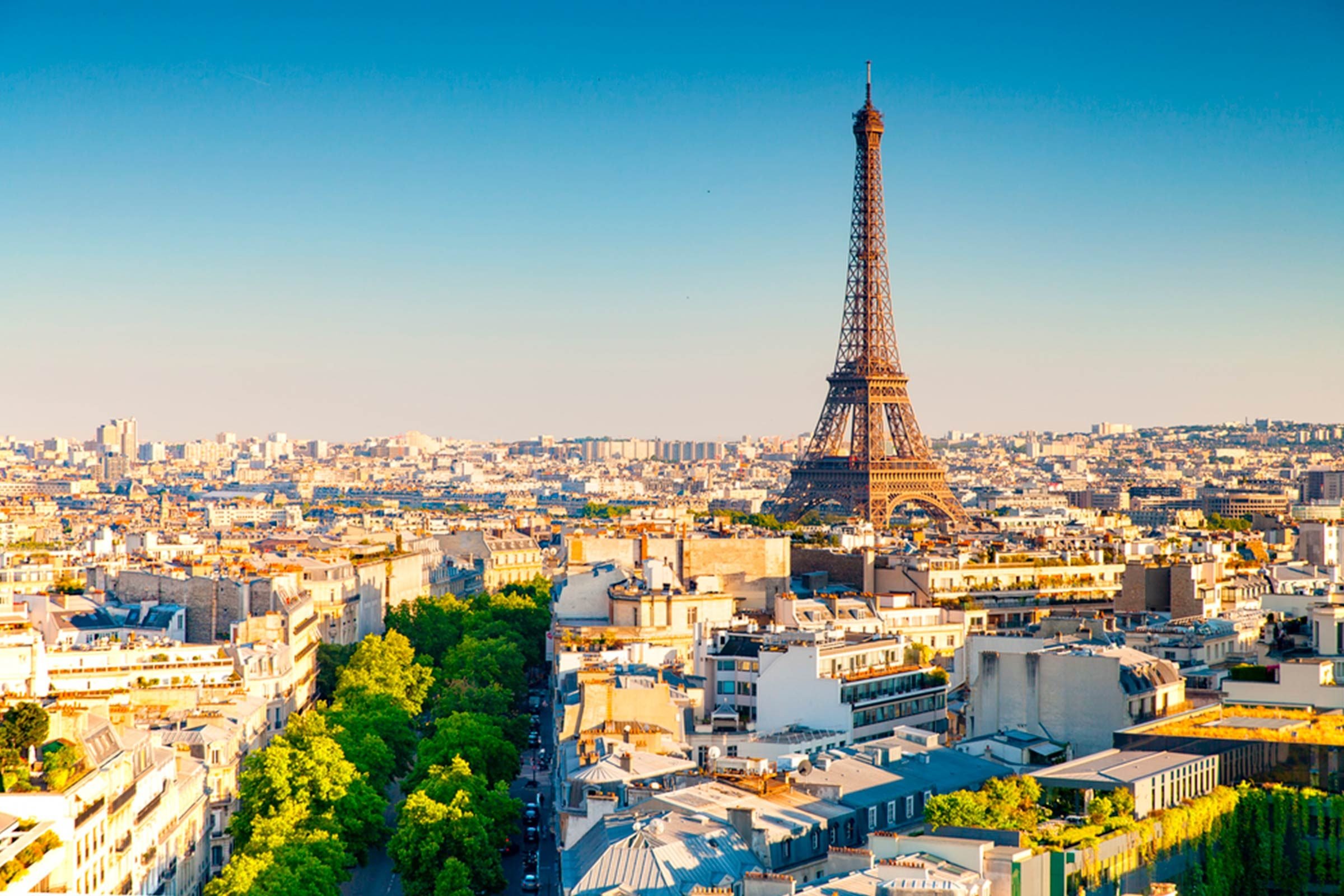 8 Secrets to a Romantic Second Honeymoon on a Budget