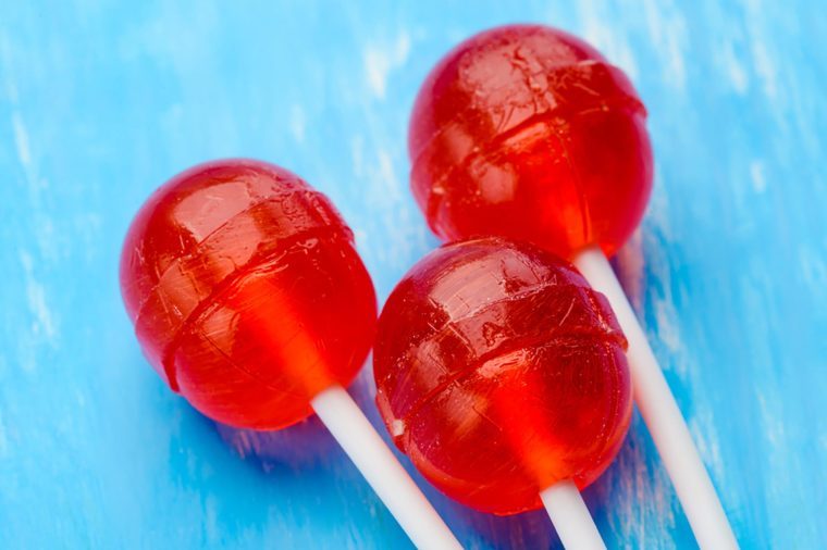 7 Expert Tips to Keep Your Kids  Ears Comfortable on Flights