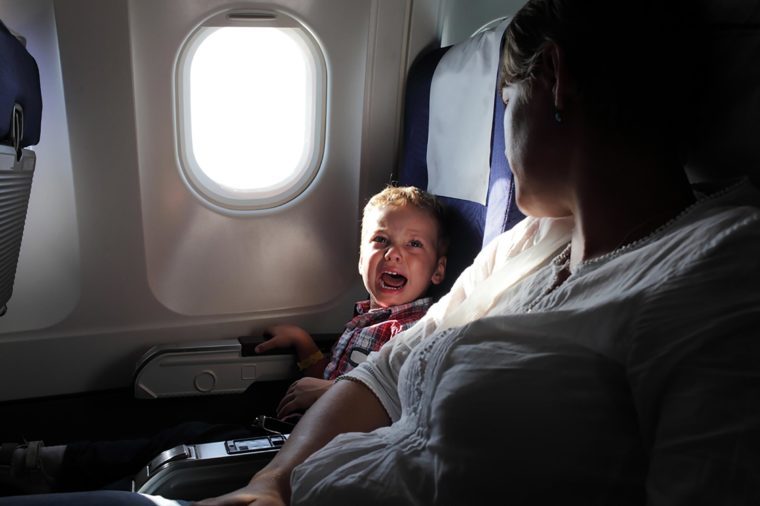 7 Expert Tips to Keep Your Kids  Ears Comfortable on Flights
