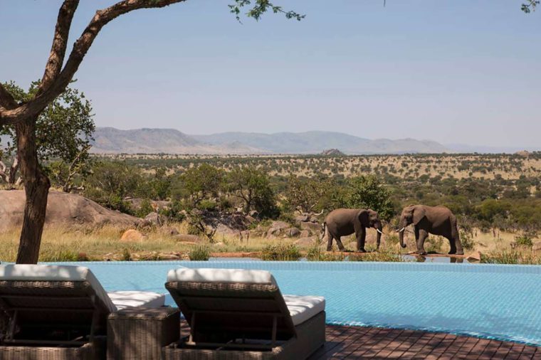 10 Stunning Infinity Pools That Redefine Luxury Travel