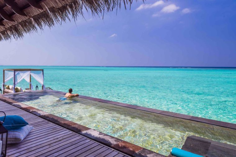 10 Stunning Infinity Pools That Redefine Luxury Travel