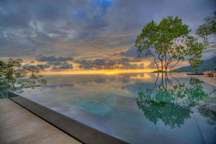 10 Stunning Infinity Pools That Redefine Luxury Travel