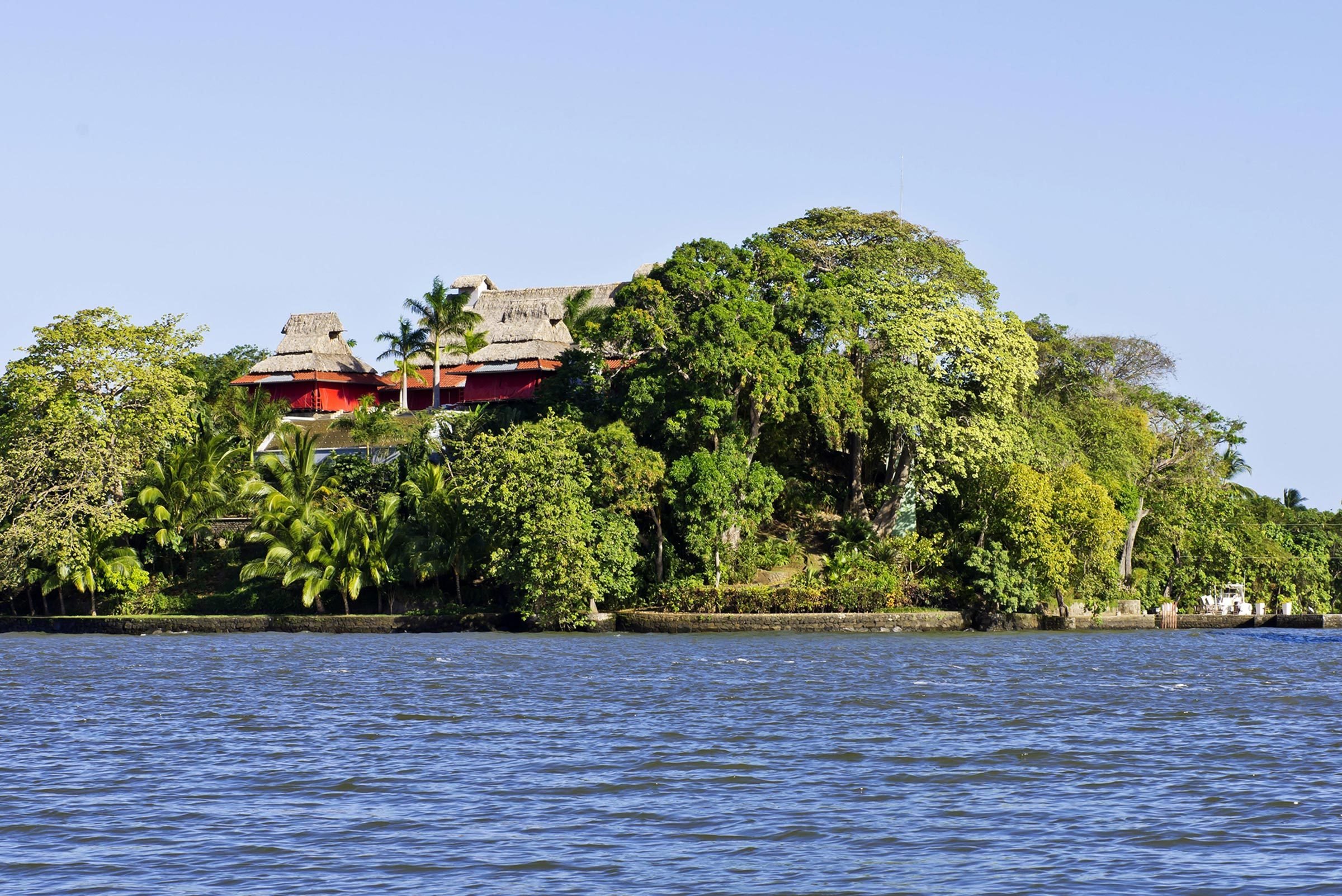 Top 8 Sunny Islands to Book for Christmas, Including Private Island Retreats