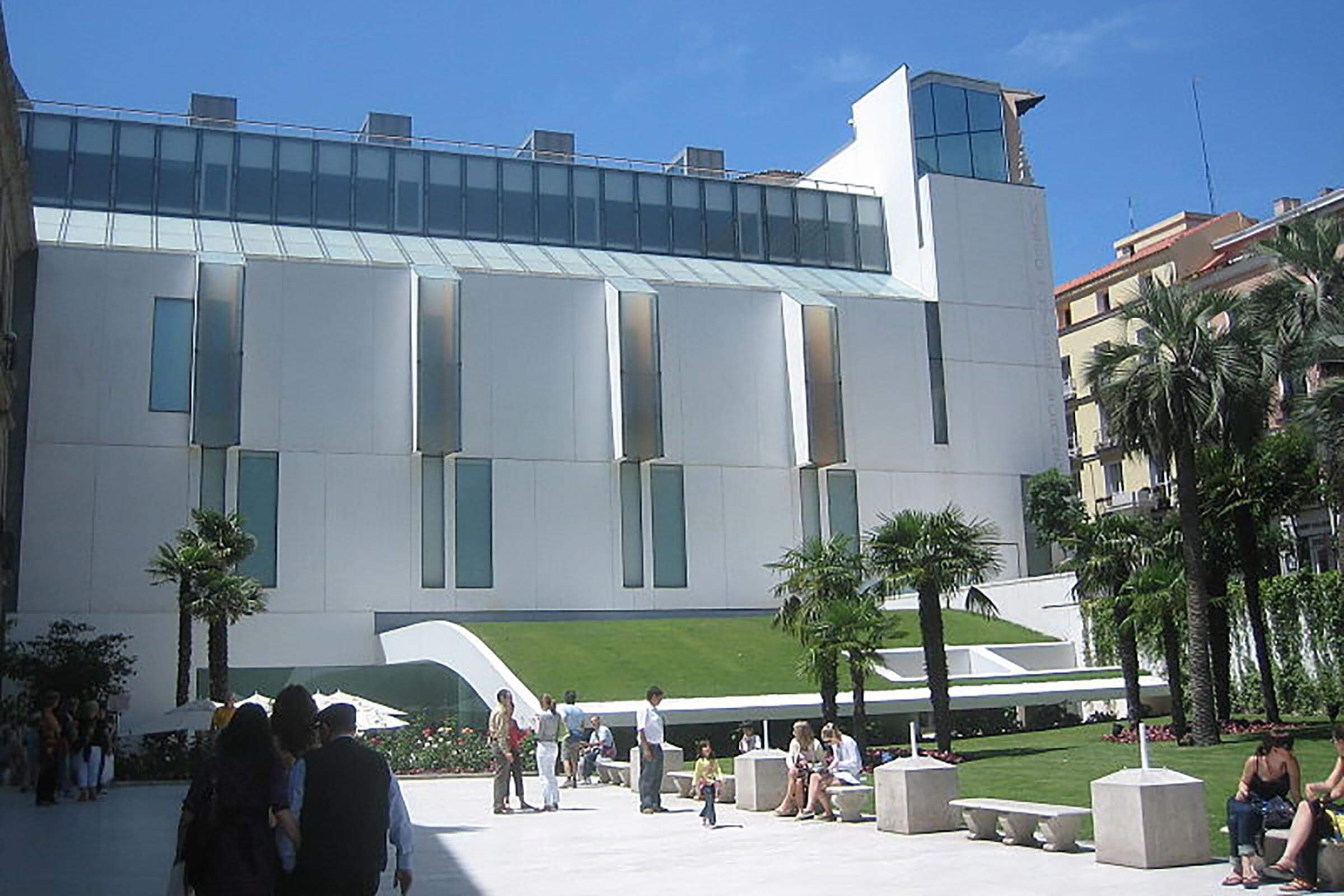 Explore Madrid: 6 Authentic Local Experiences Every Tourist Must Try