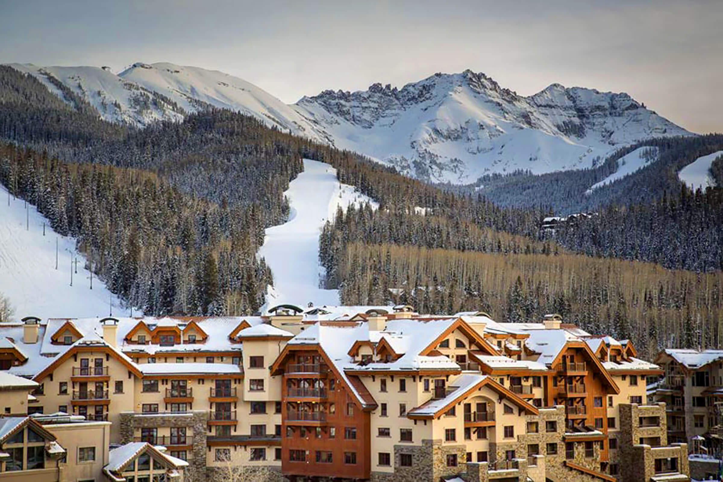 11 Ideal Winter Vacation Spots for Snow Lovers