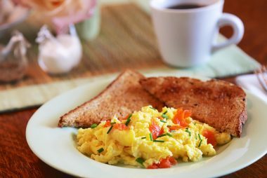 10 Expert Tips to Stay Healthy and Avoid Illness on Long-Haul Flights