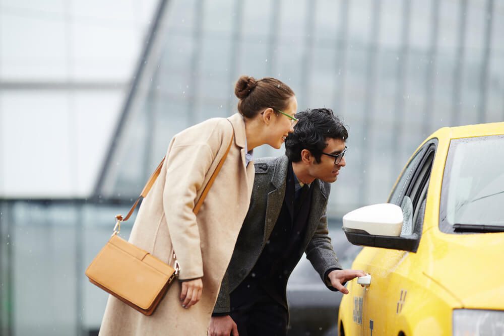 Avoid Hidden Travel Costs: 10 Common Money Traps Every Traveler Faces