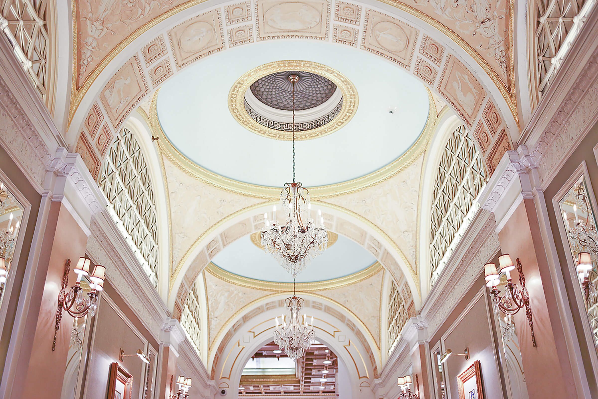 12 Most Stunning Hotel Entrances Around the World