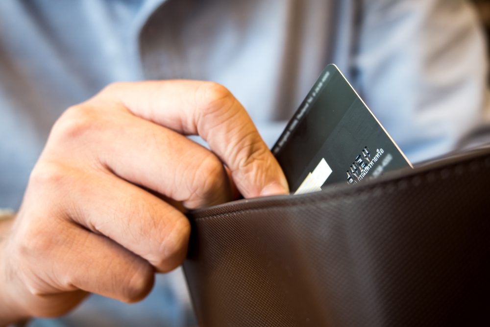 15 Hidden Travel Fees Smart Travelers Always Avoid