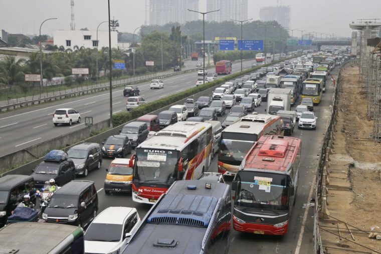 12 Unique Careers Not Found in the United States