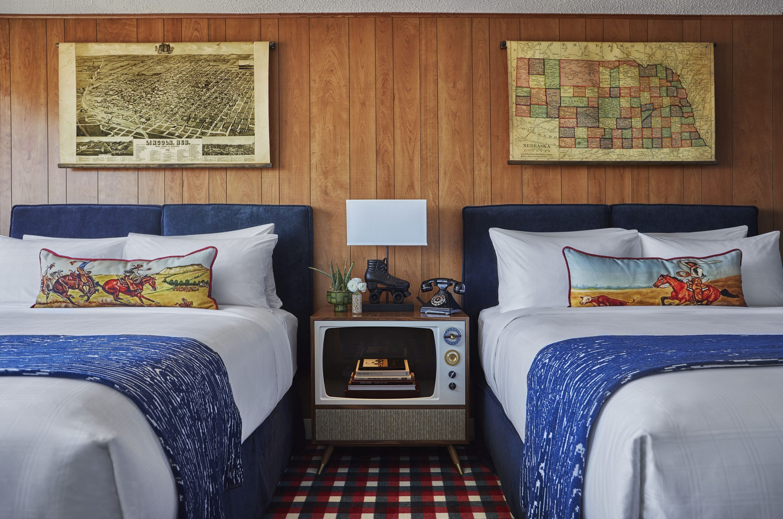 Top 17 Classic Retro Hotels Across America
