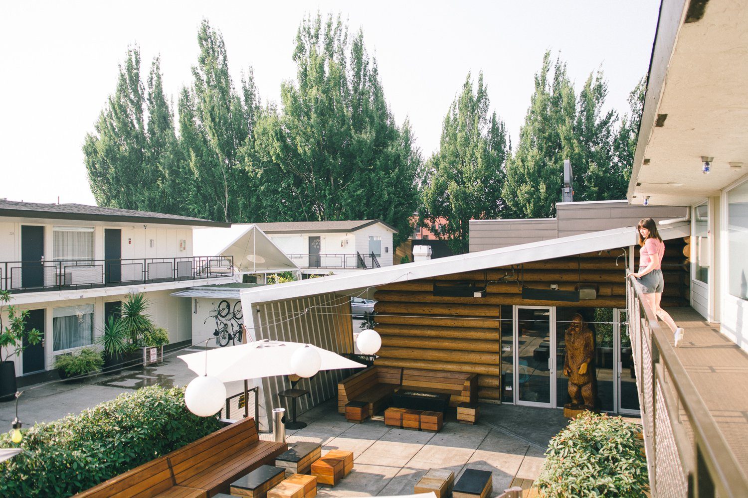 Top 17 Classic Retro Hotels Across America