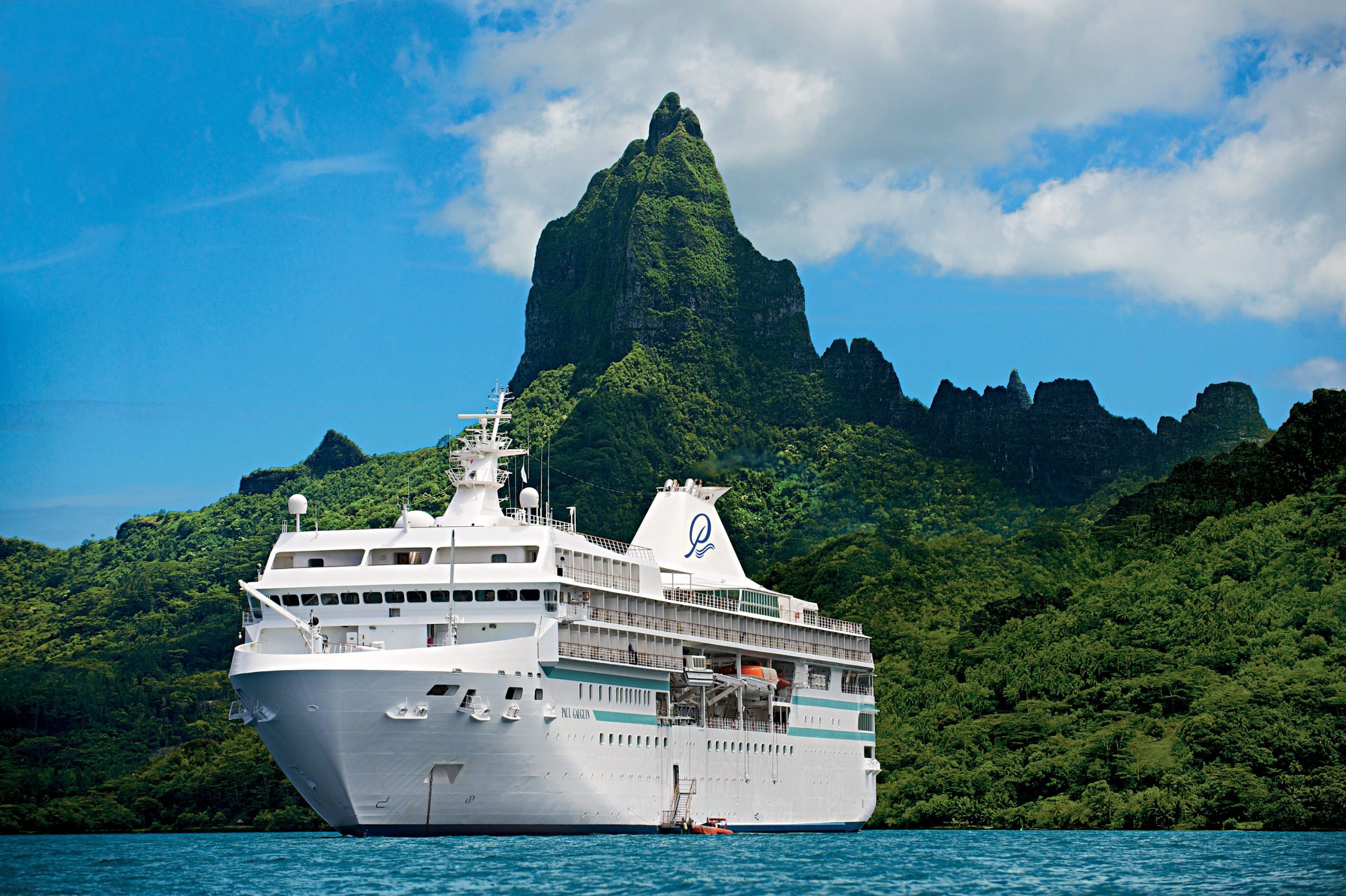 Top Cruise Lines: 10 Leading Luxury and Adventure Destinations
