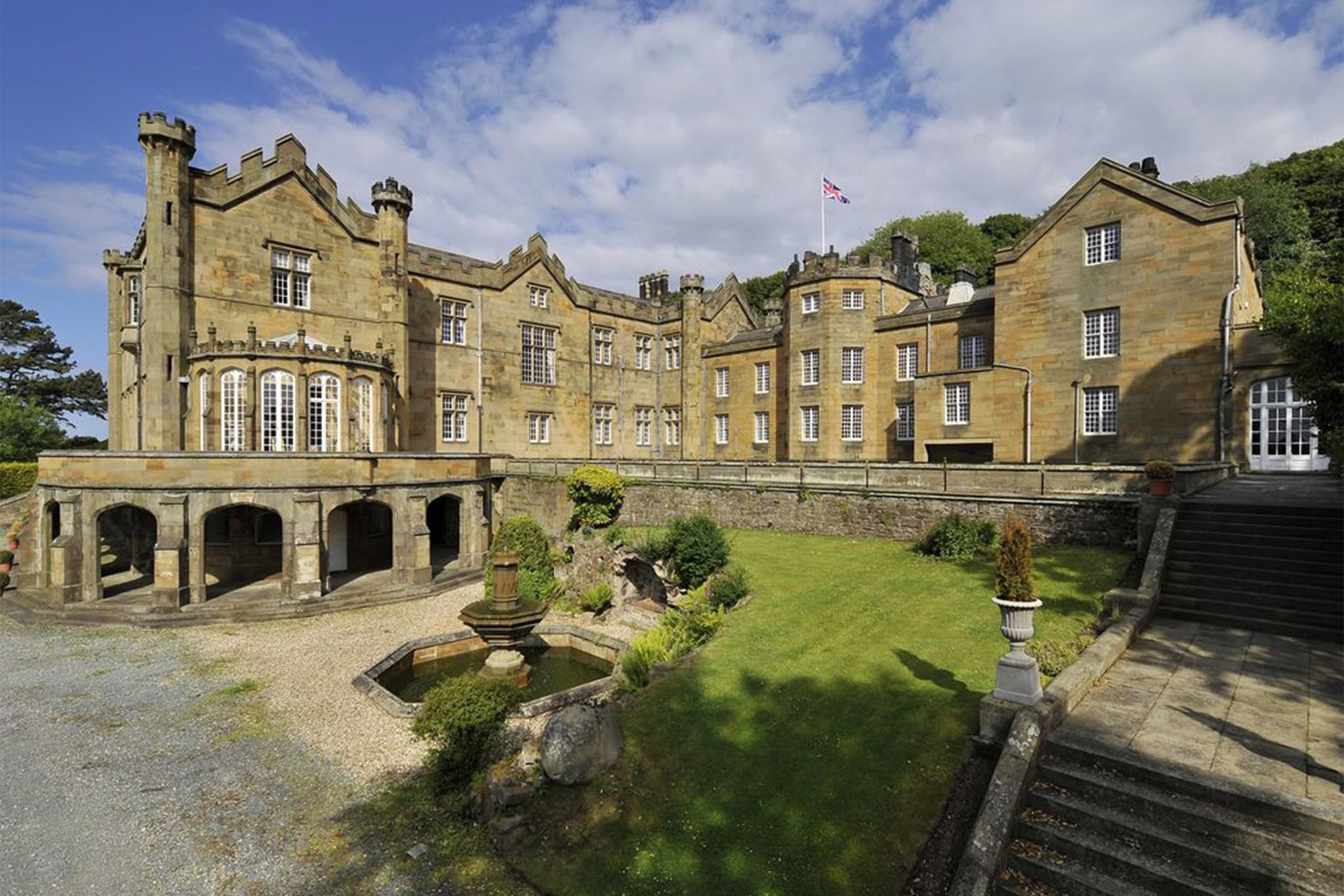 Explore 20 Stunning Global Homes Available for Rent