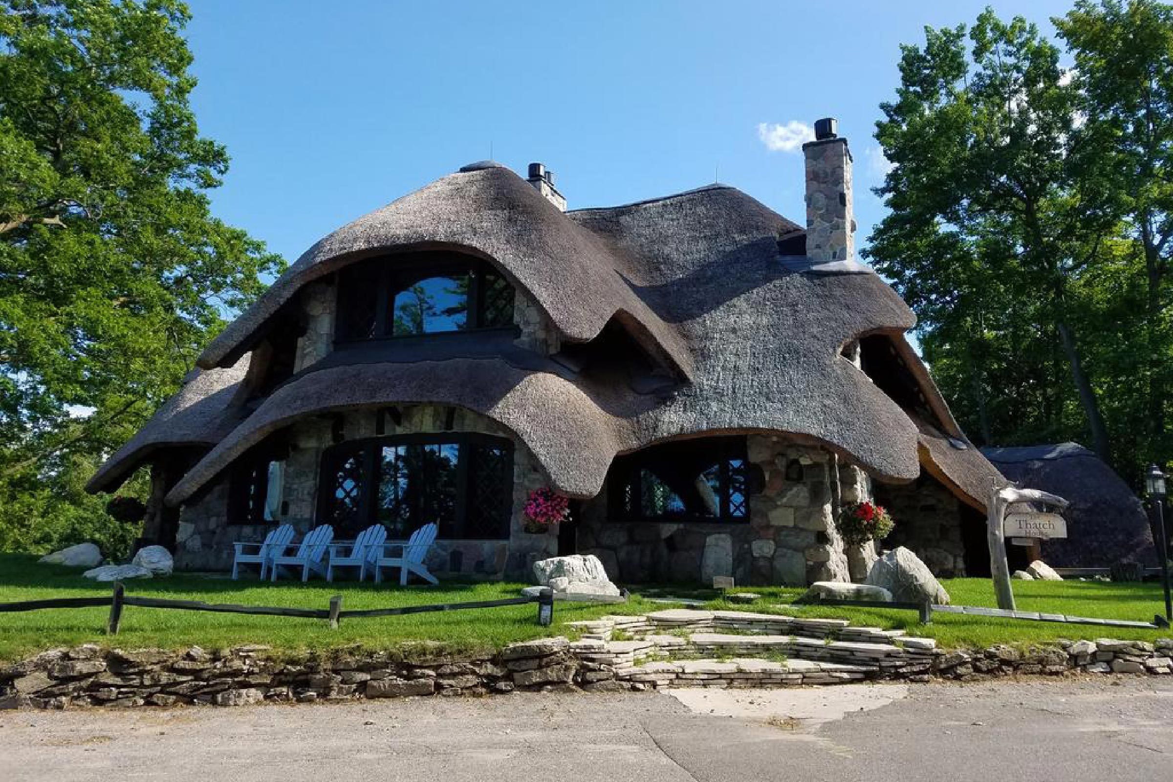 50 Must-Visit Overnight Stays: From Historic B&Bs to Luxury Retreats