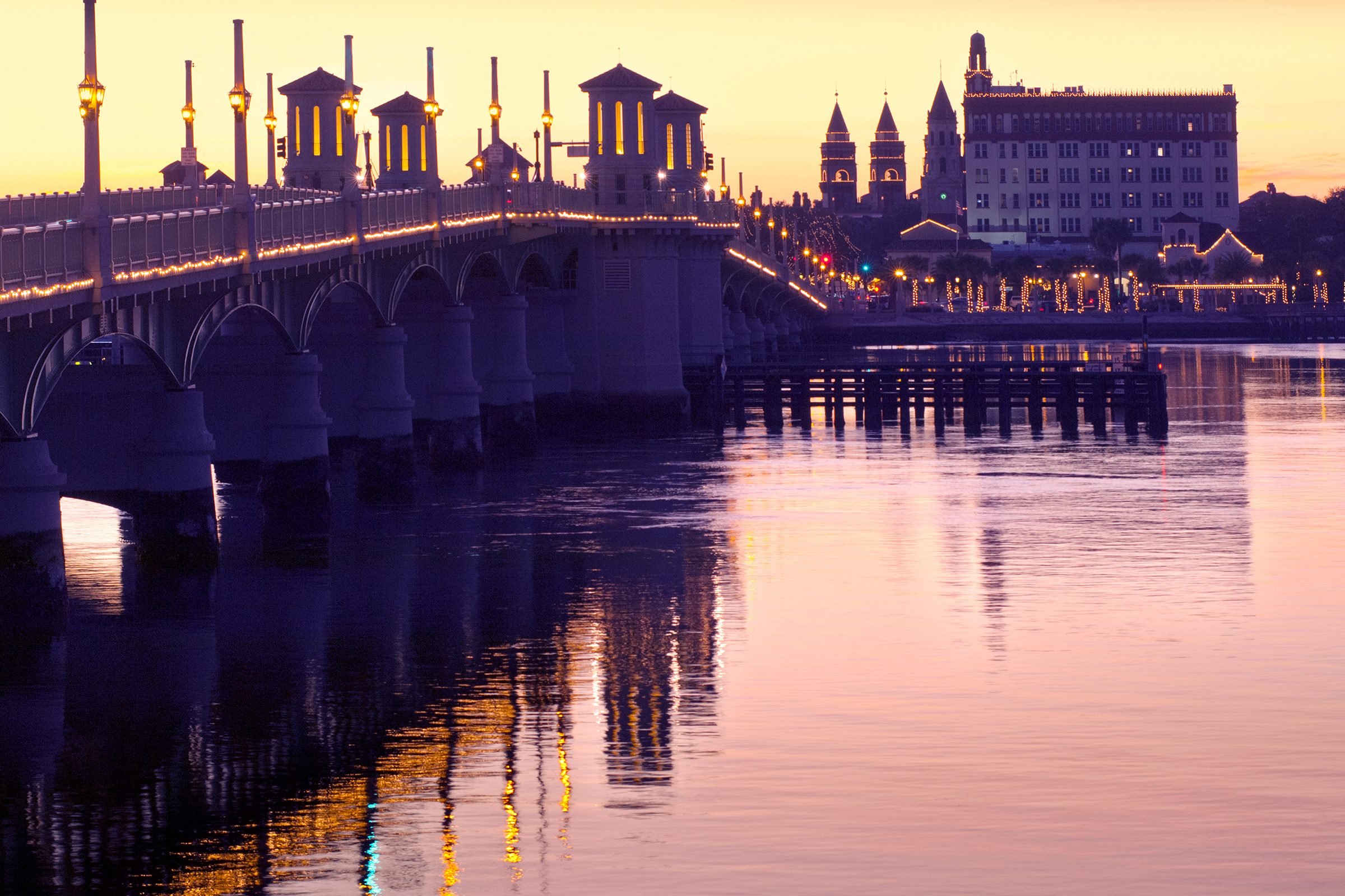 Top 15 Budget-Friendly Beach Getaways Across America