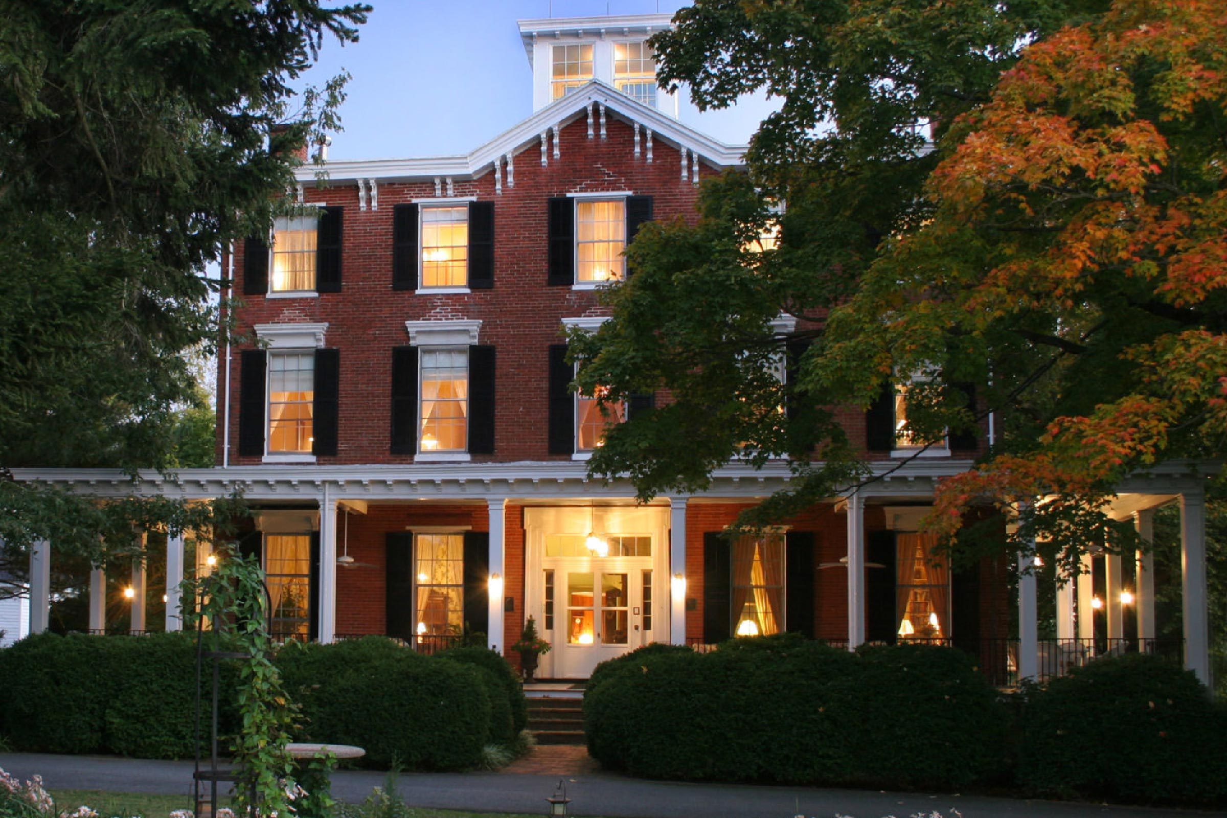 Discover the Most Charming Small‑Town Bed & Breakfasts Across the United States