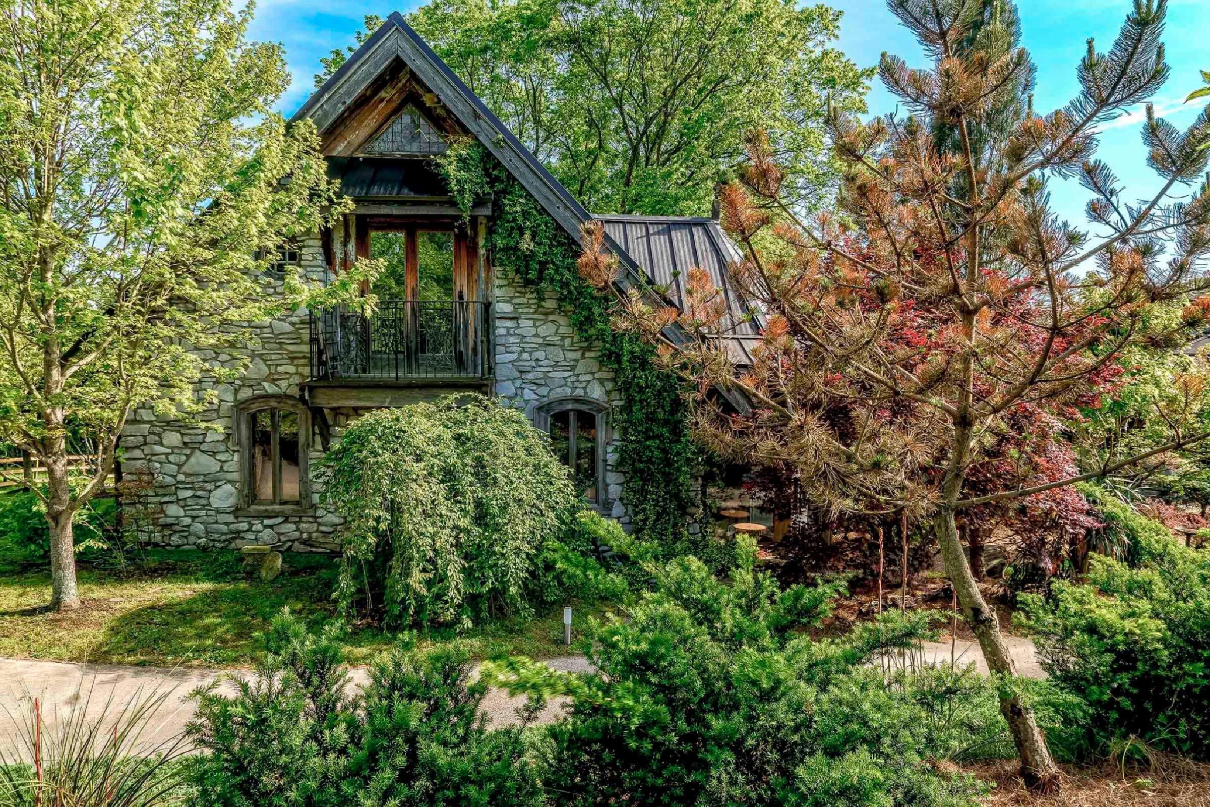 Discover the Most Charming Small‑Town Bed & Breakfasts Across the United States