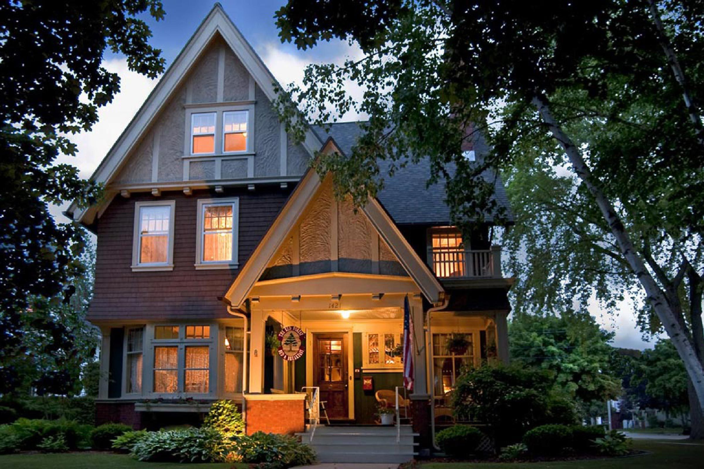 Discover the Most Charming Small‑Town Bed & Breakfasts Across the United States