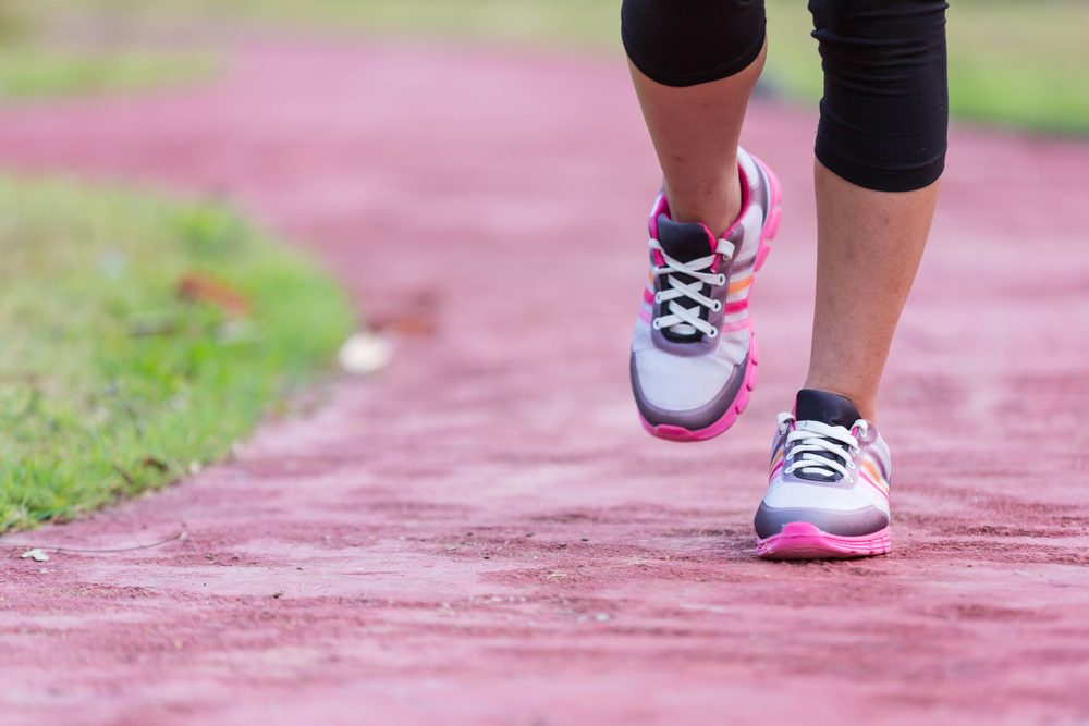 8 Essential Tips to Protect Your Health While Traveling