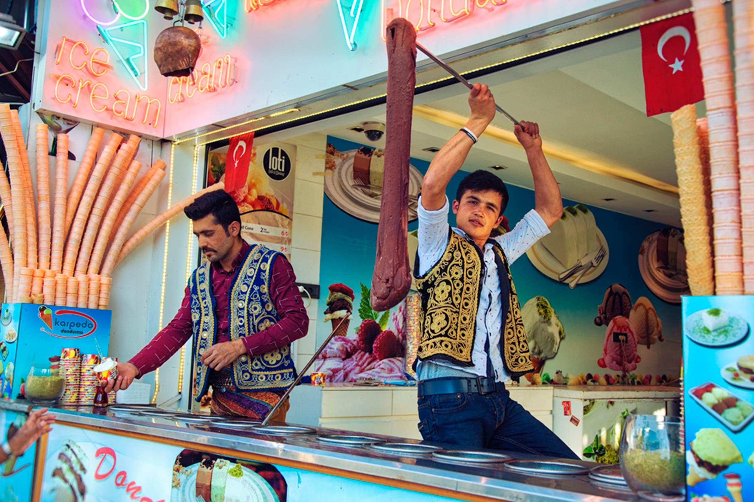 Discover 10 Captivating Ice Cream Traditions from Around the World