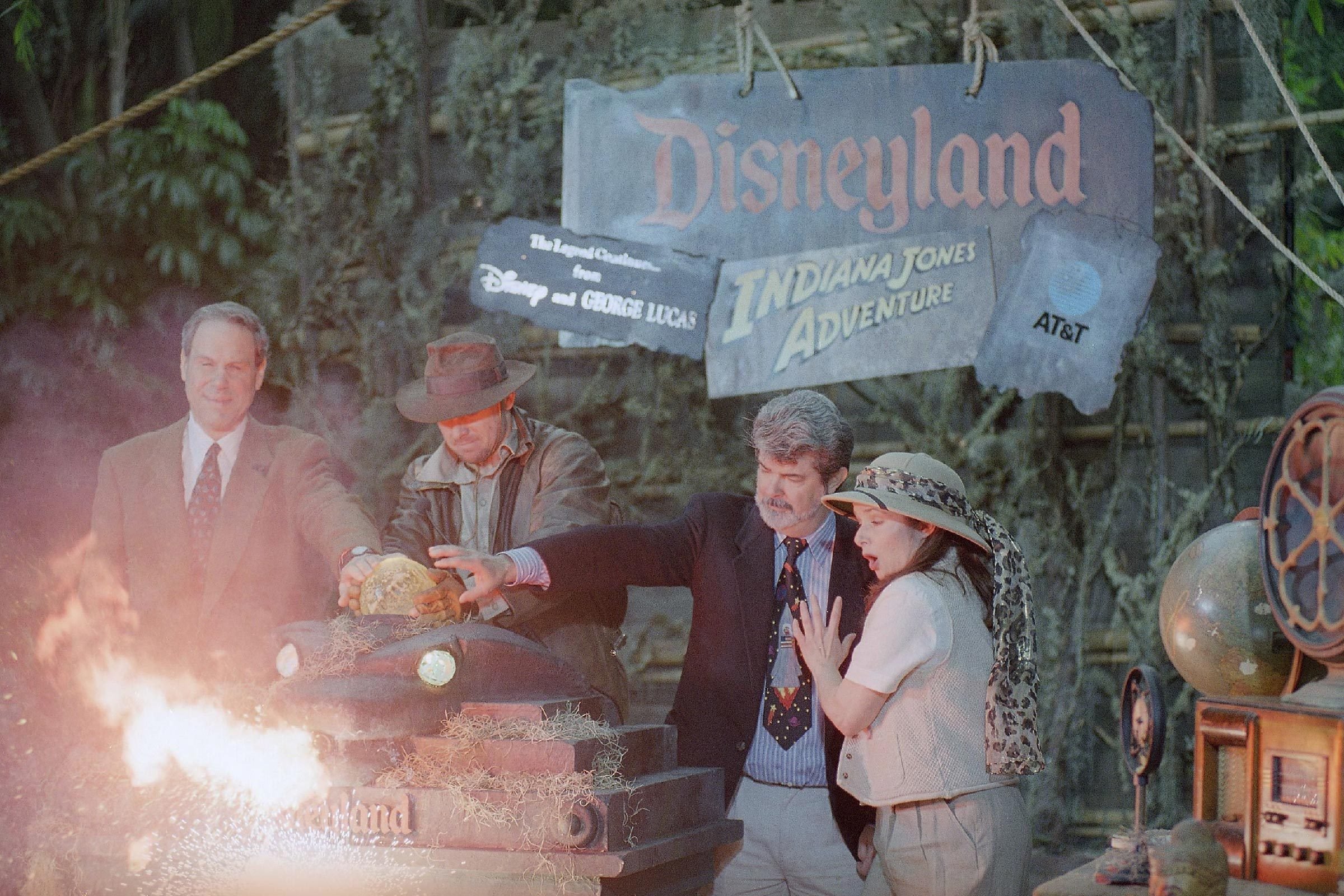 23 Astonishing Facts About Disneyland That You Never Knew