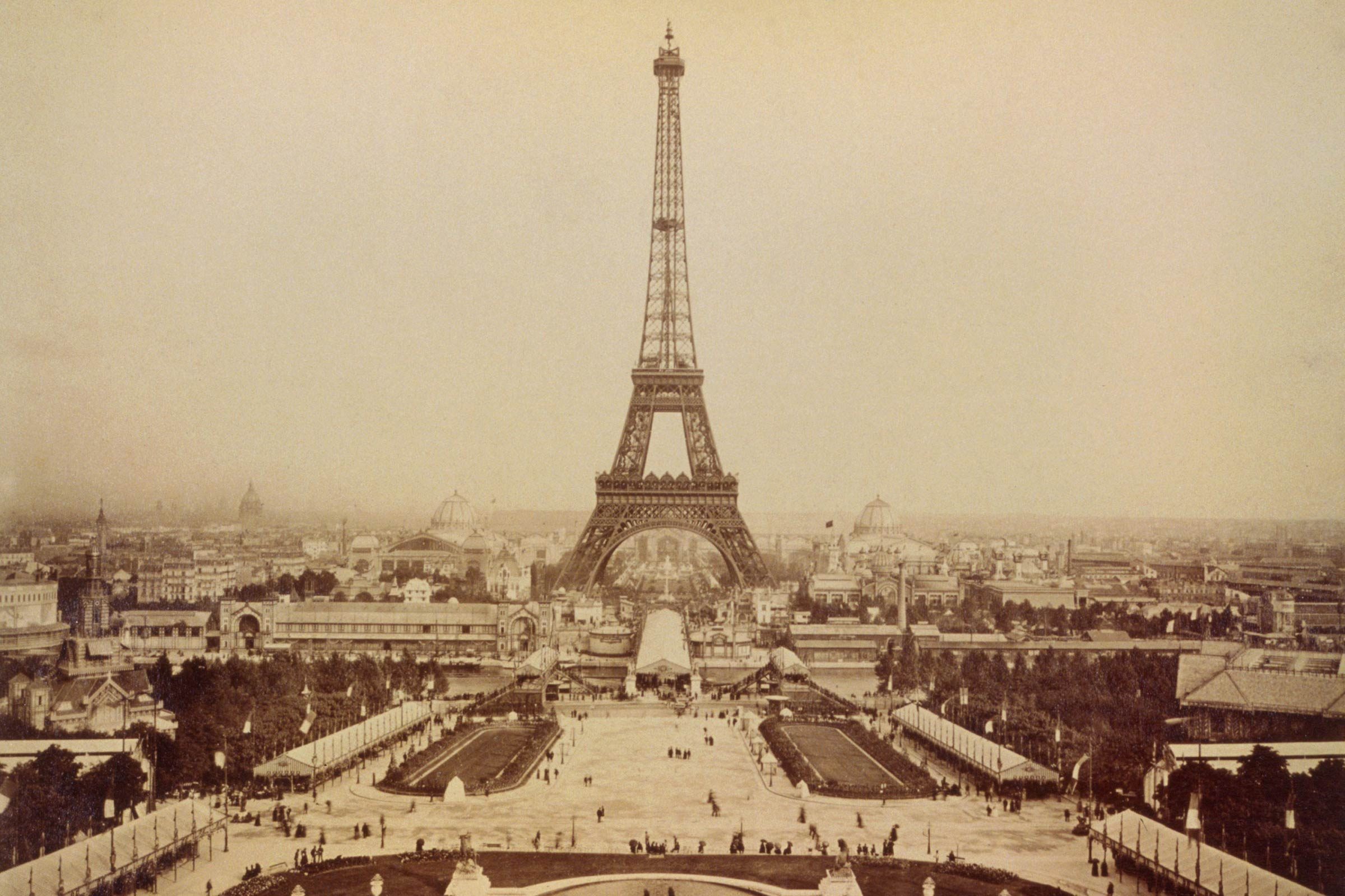 19 Incredible Eiffel Tower Secrets You Probably Didn t Know